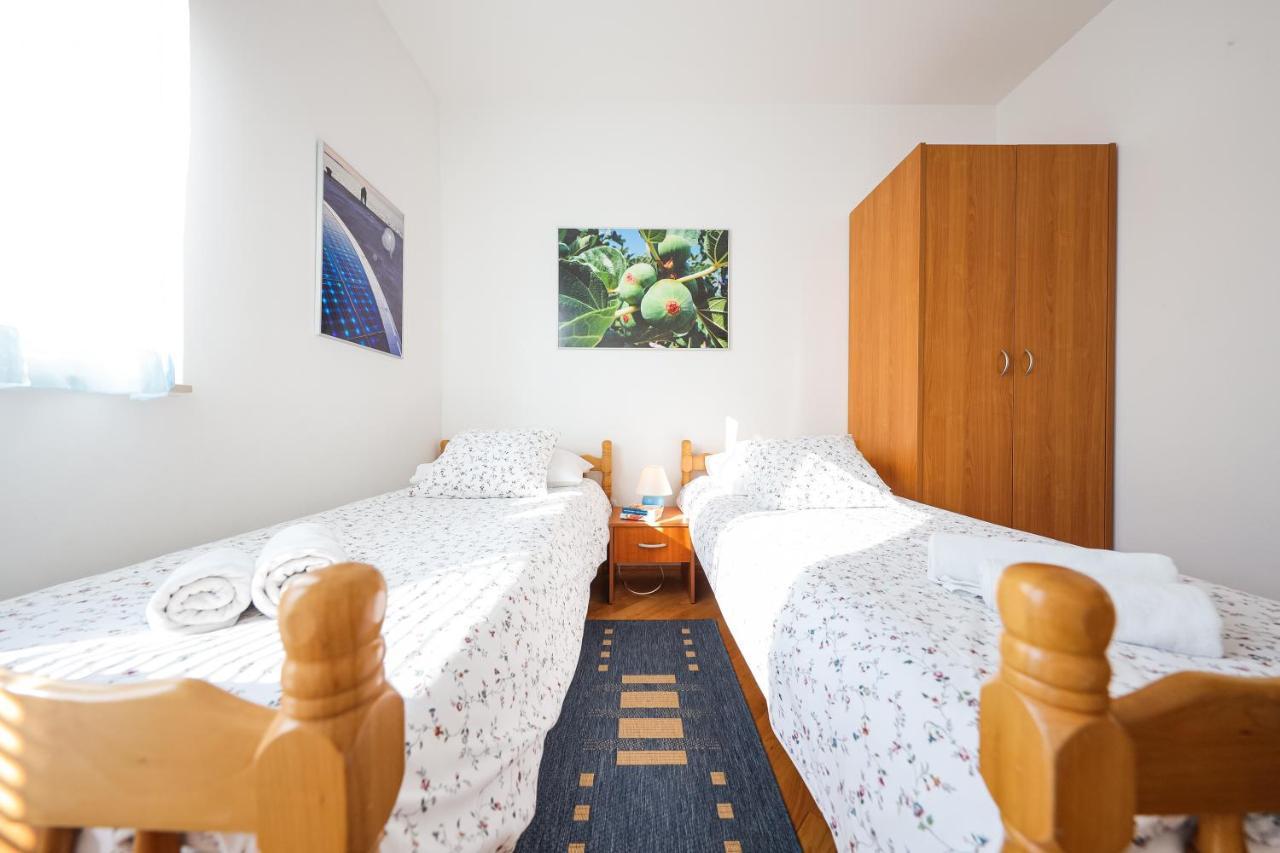Luton Apartment Zadar Kozino Heating Pool & Jacuzzi Exteriér fotografie